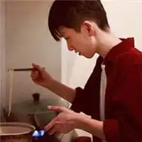  情侣头像戴帽子背影我对你的思念像夏天那么