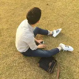  帅气男生图片要一套