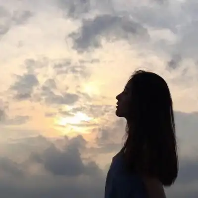  陪伴是最长情的告白也是最深情的情侣头像我要个性网