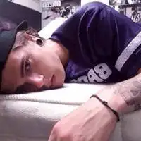  你不是我不用心疼我有多难过欧美qq个性头像