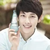  qq头像我要个性网女生丸子头2017