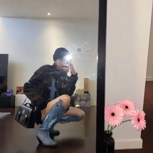  最近的穿搭重点竟是这个小东西