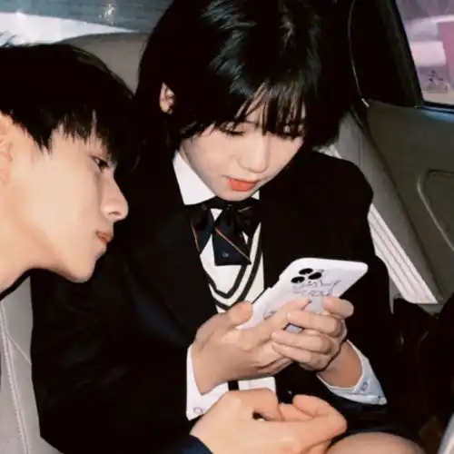  浪漫至上的情侣头像