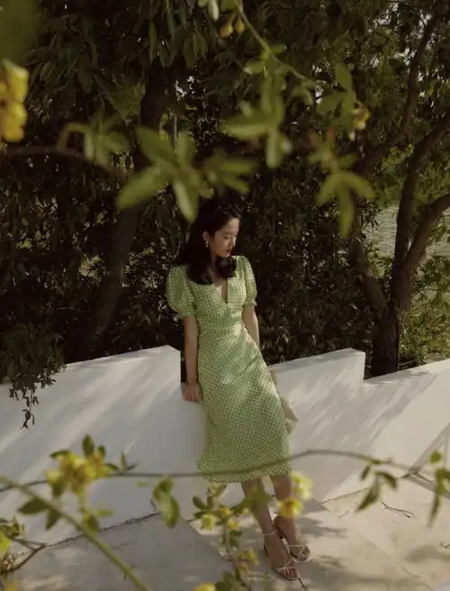  今夏最时髦的凉鞋已就位一秒get万种风情,轻松踩出细长漫画腿