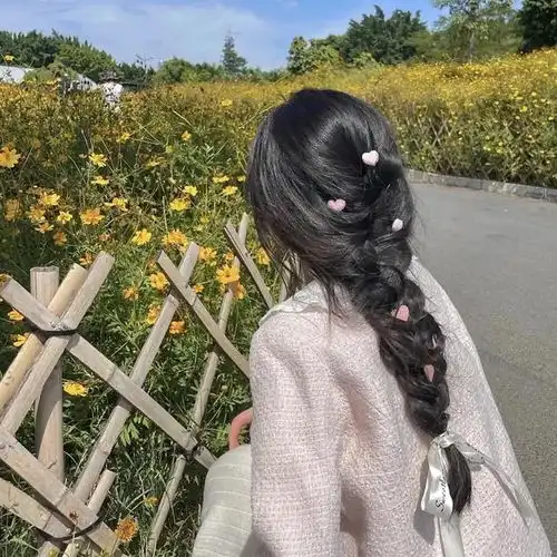  岁月总让人慌慌张张却不指明方向