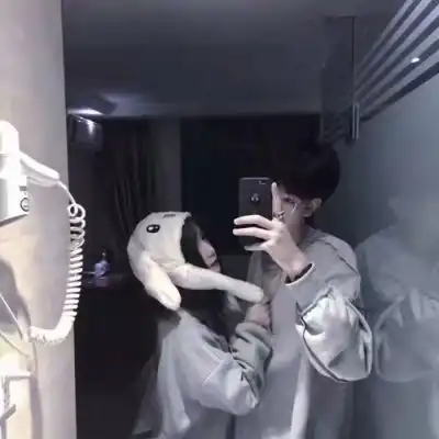  陈情暗黑系超酷情侣头像.