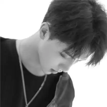  男生颓废伤感黑白头像图片,时间总在怂恿我对你的真心