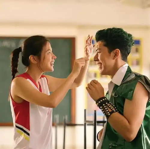  这个差点因性感被封杀的越南杨幂,凭什么爆红网络