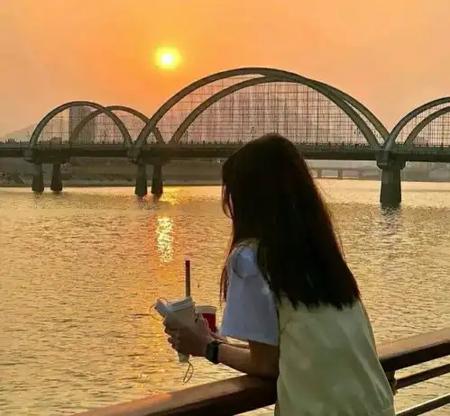 快艾特小姐妹换上好看的闺蜜头像