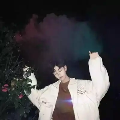  森系情侣头像一左一右绿色文艺森系情侣头像一对