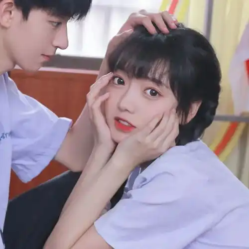  头像甜甜的情侣头像请签收