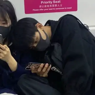  宸祠真人唯美ins小众高清一对两情侣头像我要个性网