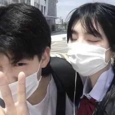  林川小清新情侣头像