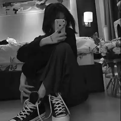  头像女霸气社会冷艳头像女生霸气冷酷