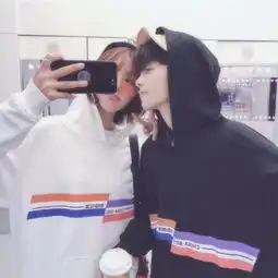  情侣头像一人一半唯美小清新寄qq情侣头像我要个性网