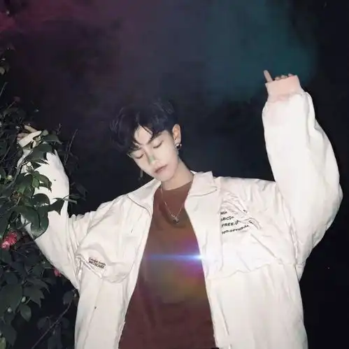  情头喜欢你的笑容,喜欢静静的看着你