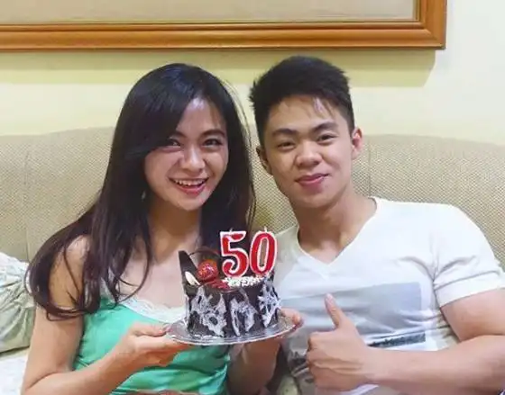 50岁小姐姐身材火辣完爆少女,跟儿子拍照像情侣冻龄秘诀竟是