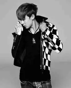  接吻头像一左一右黑白微信头像图片大全