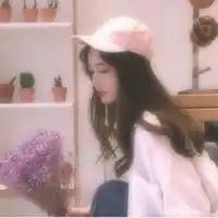  清新甜美个性女生头像,有几张带数学公式的