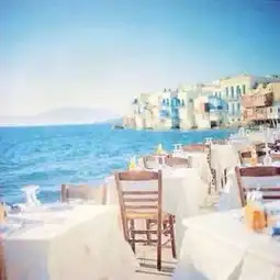  圣托里尼的浪漫是无数热恋中的情侣心之所向