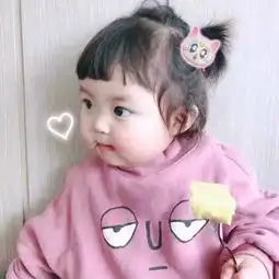  最近很多人在用的她的表情包