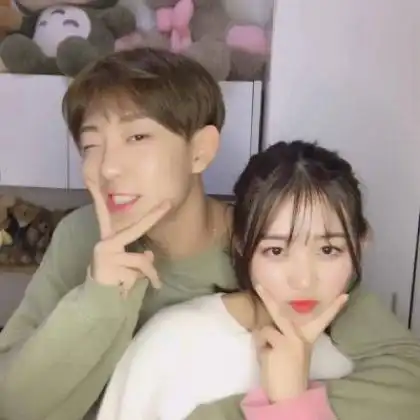  可爱浪漫情侣头像图片,清新并且又清晰的