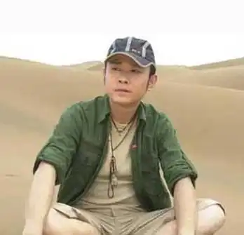 那英公然开撕赵丽颖,吐槽刀郎歌曲,王思聪6字霸气回怼那英
