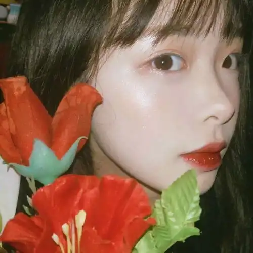 丧girl仙气头像我不要短暂的温柔,而是一生的守候