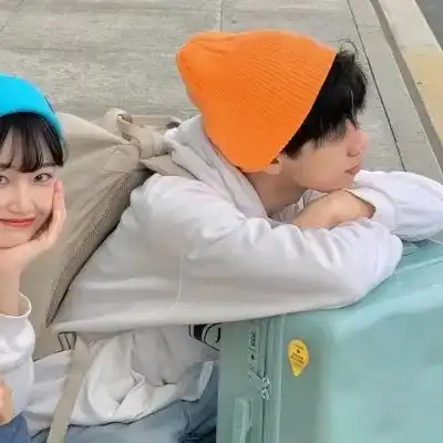  2023最新甜美小清新真人情侣头像