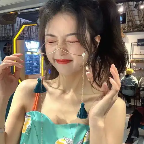  女头分享啊鼓起勇气说再见便会被奖励新的开始