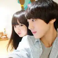  情侣头像一男一女爱情是不可以望梅止渴的