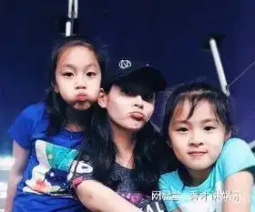相亲成功典范于明加,相亲嫁给富豪老公,结婚多年无绯闻