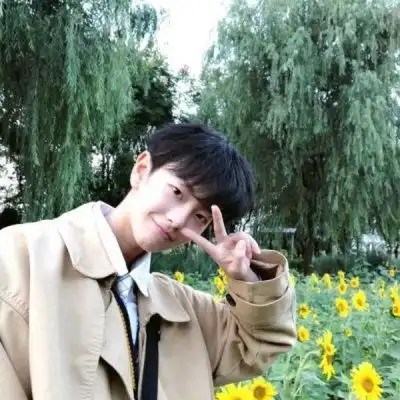  qq男生帅气冷酷的头像情深意重标准好男生