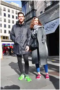  圣诞的爱与潮流,一分钟看完欧美15国情侣穿搭