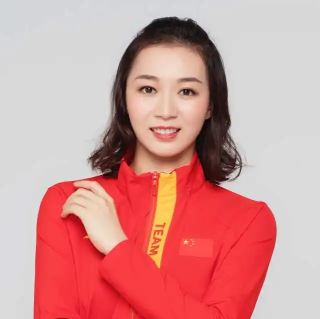 揭秘08奥运夺冠的体操女团小花现状人均高学历,事业爱情一把抓