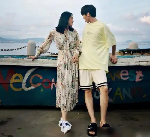  假日暖洋洋这段直面感情的戏,让我思考