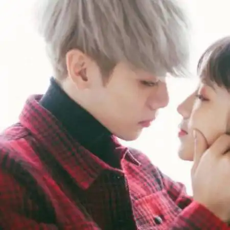  qq个性头像情侣小清新,到最后我才发现我是爱你的