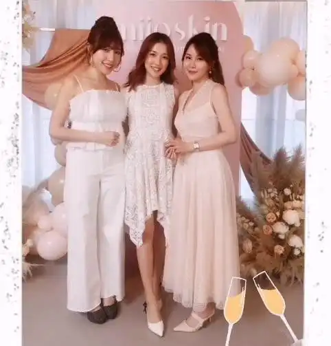 梁洛施诞下三子都撬不动李嘉诚家的门,如今要被她给撬了