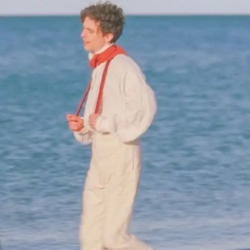  我月薪2万,只想给老婆2000块生活费女人却一招制服男人