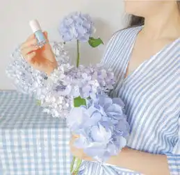 夏日美甲荒给你一次免费美甲机会约不约啊