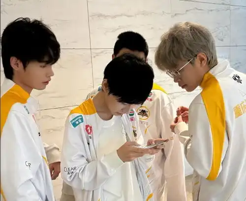  狼队31rngm,小胖3连mvp成榜一,向鱼一笙状态一般,小七很帅气