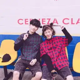  高清甜蜜贴吧头像情侣一对两张2018我爱你如同你爱她一般