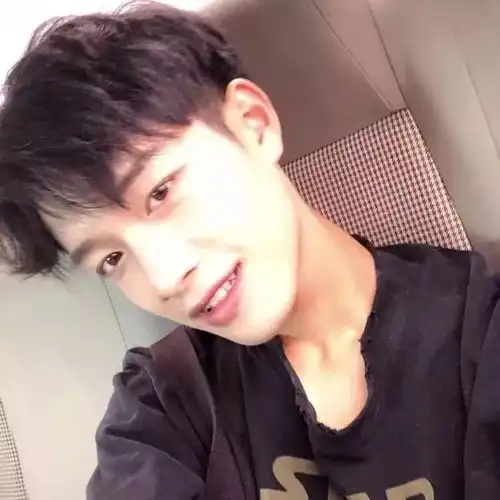  头像套路的话别记太久撩你的人别放心上