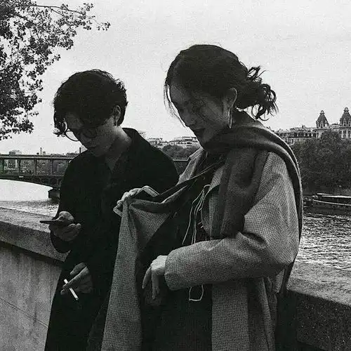  情侣头像我等过你可感情不隔夜我爱过你平心而论