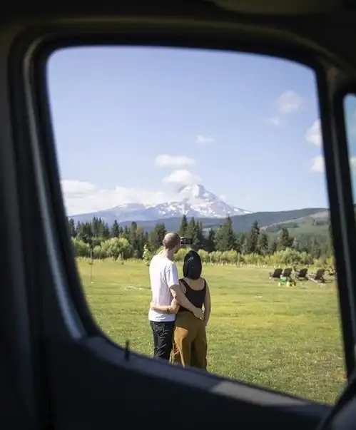  房车潮惠玩丨浪漫七夕,来一场房车约惠吧