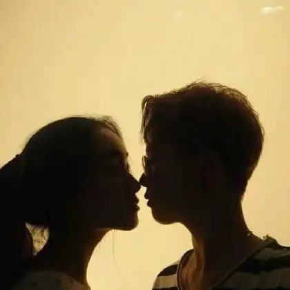  qq头像情侣版,qq头像情侣版小清新两人一张