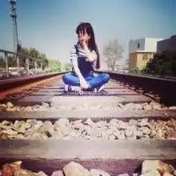  求这张图片的另一半,谢谢