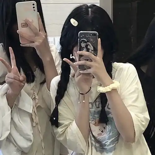 快和你的闺蜜一起换头像吧