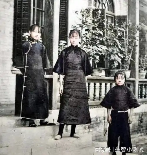  张宗昌的19姨太卢辅义的照片,她是张宗昌的部下为张宗昌敬献的