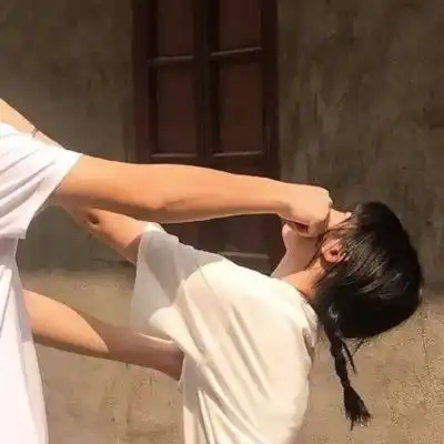  专属情头看情头,配旁白我出图,你打字腾讯新闻